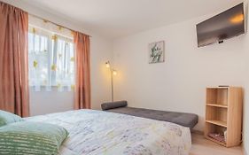 Apartment Enjoy And Relax